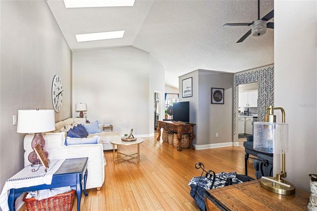 5038 HOOK HOLLOW CIRCLE, Orlando, FL 32837