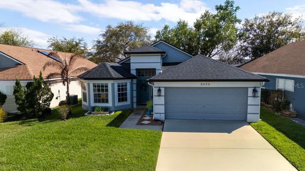Image 1 of property listing at 5038 HOOK HOLLOW CIRCLE, Orlando, FL 32837