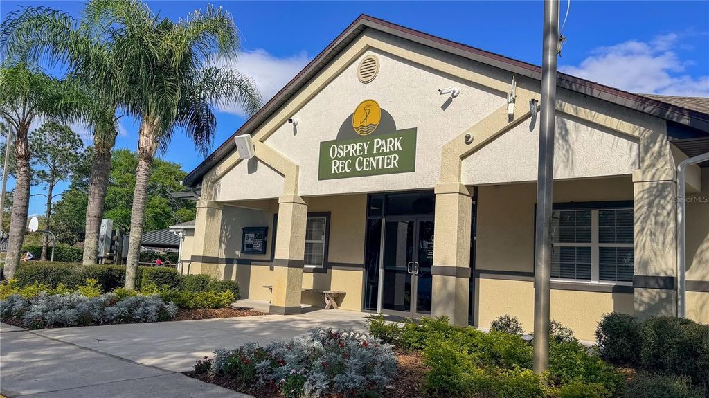 Image 11 of property listing at 5038 HOOK HOLLOW CIRCLE, Orlando, FL 32837