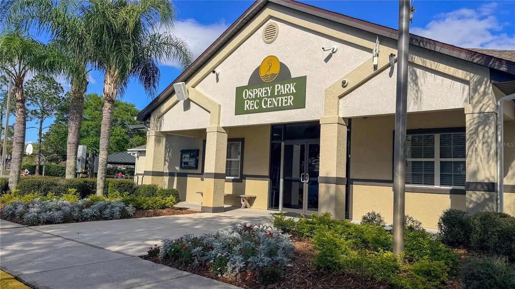 Image 12 of property listing at 5038 HOOK HOLLOW CIRCLE, Orlando, FL 32837