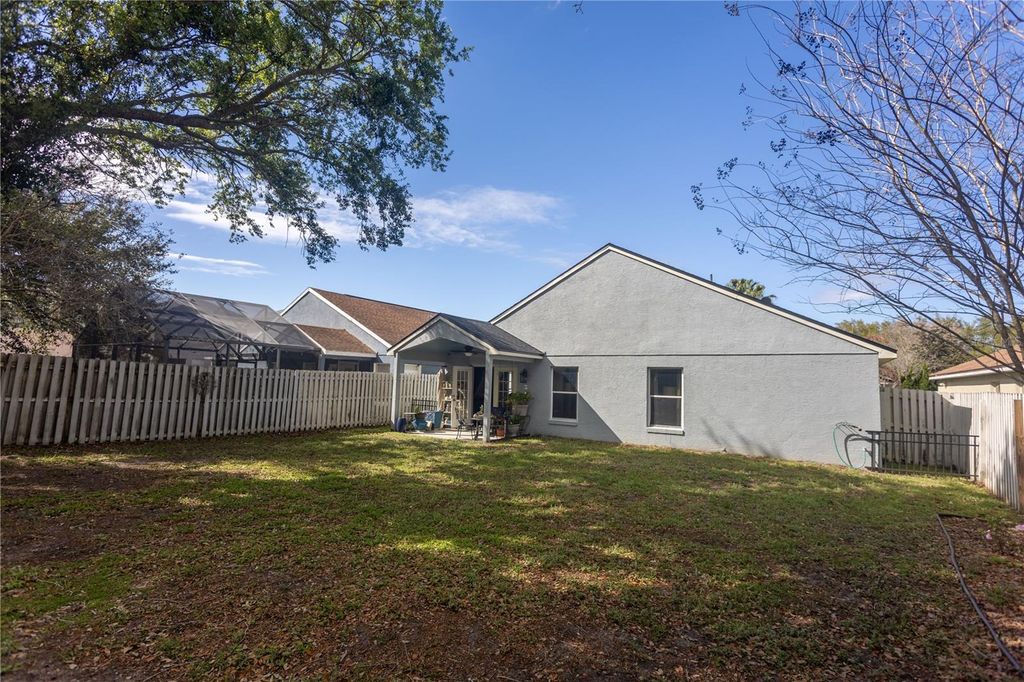 Image 44 of property listing at 5038 HOOK HOLLOW CIRCLE, Orlando, FL 32837