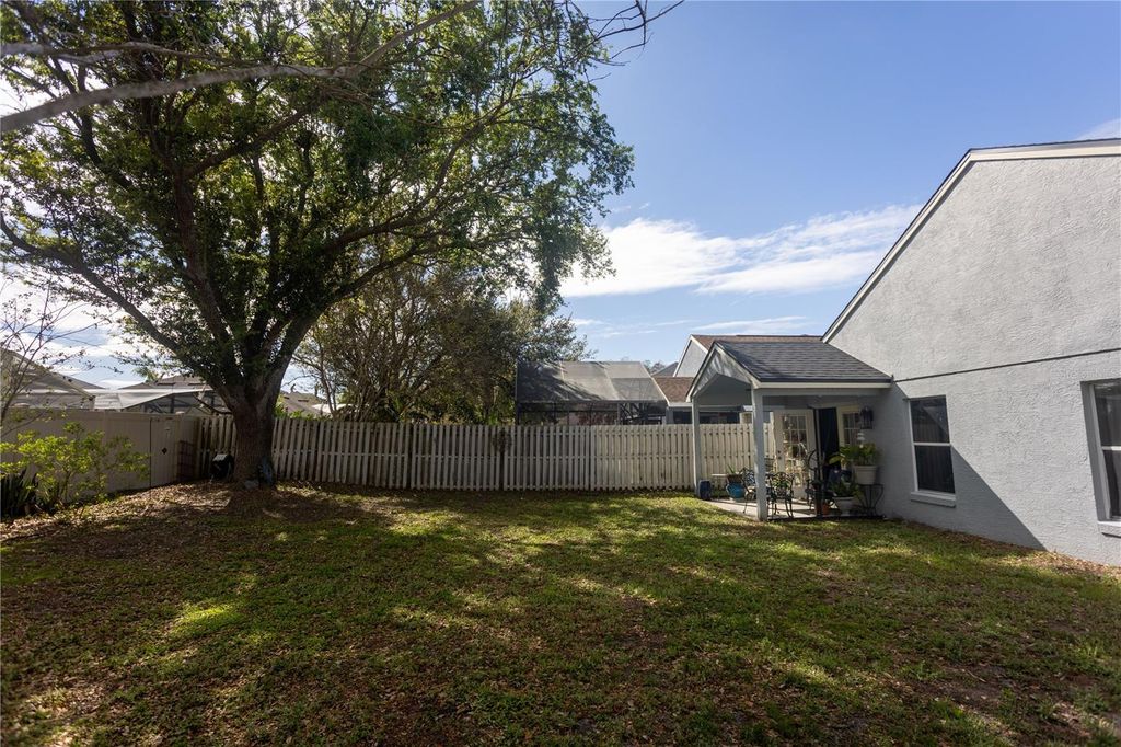 Image 46 of property listing at 5038 HOOK HOLLOW CIRCLE, Orlando, FL 32837