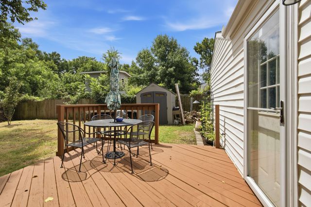 2708 Hartford Dr, Nashville, TN 37210