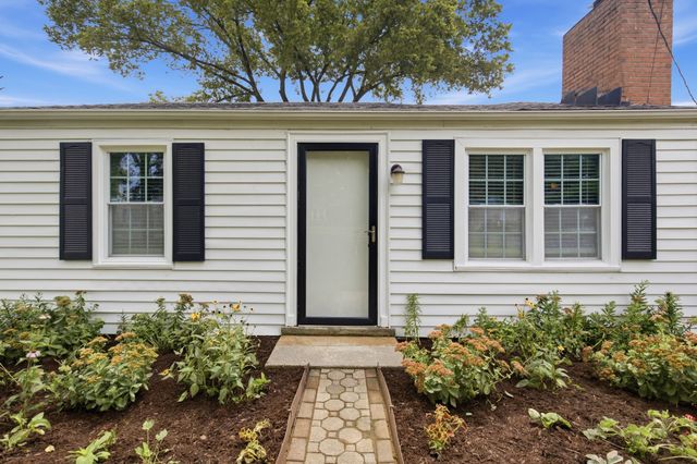 2708 Hartford Dr, Nashville, TN 37210
