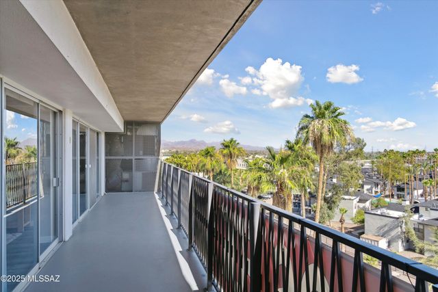 425 W Paseo Redondo Apt 3D, Tucson, AZ 85701