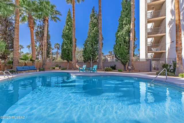 425 W Paseo Redondo Apt 3D, Tucson, AZ 85701