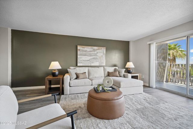 425 W Paseo Redondo Apt 3D, Tucson, AZ 85701