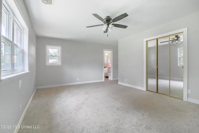 325 Oakridge Circle, Biloxi, MS 39531