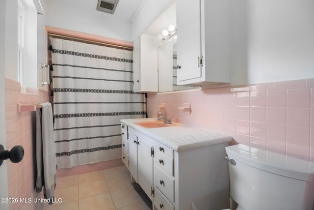 325 Oakridge Circle, Biloxi, MS 39531