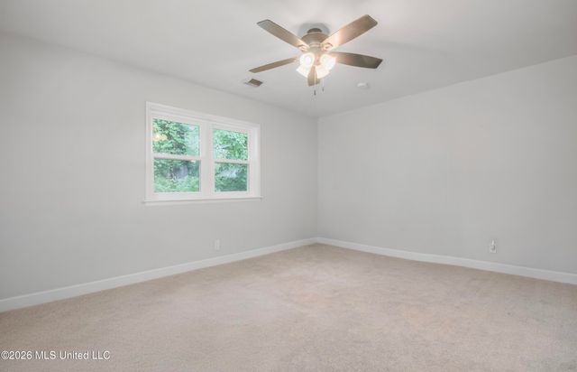 325 Oakridge Circle, Biloxi, MS 39531