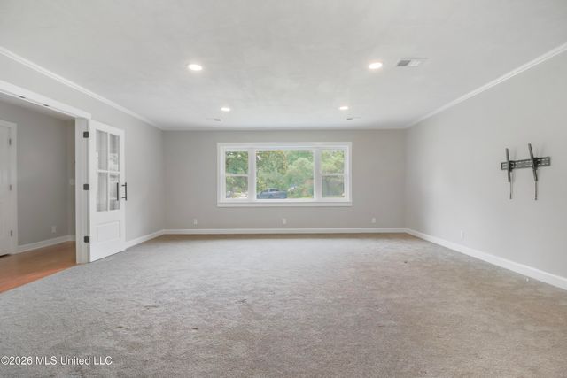 325 Oakridge Circle, Biloxi, MS 39531