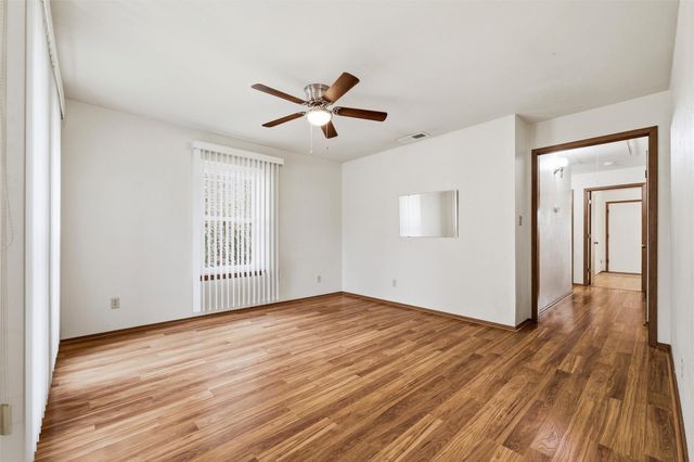 6632 Legters Drive, Dallas, TX 75236