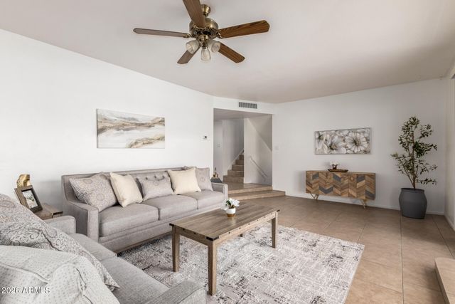 4610 W MARSHALL Avenue, Glendale, AZ 85301