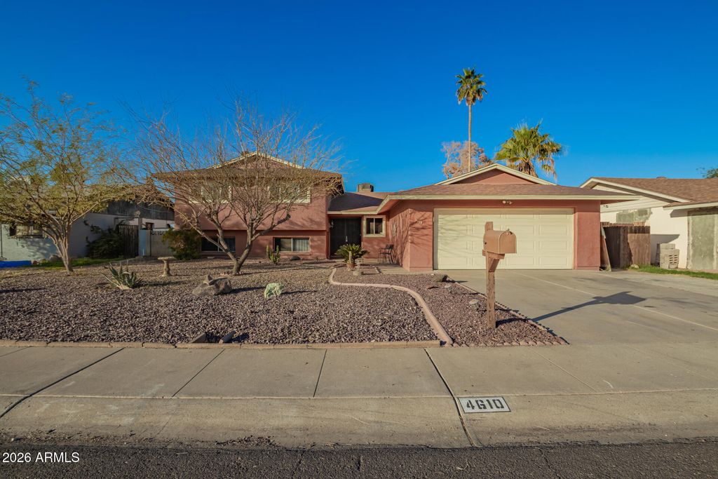 4610 W MARSHALL Avenue, Glendale, AZ 85301