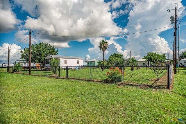 50 Catherine Street, Port Lavaca, TX 77979