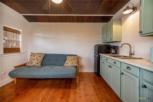 50 Catherine Street, Port Lavaca, TX 77979