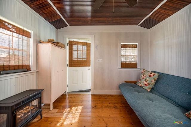 50 Catherine Street, Port Lavaca, TX 77979