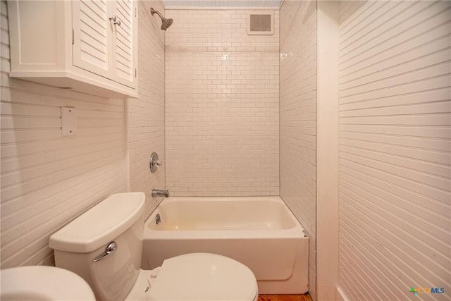 50 Catherine Street, Port Lavaca, TX 77979