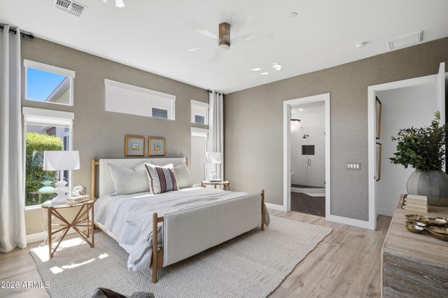 2777 W QUEEN CREEK Road 9, Chandler, AZ 85248