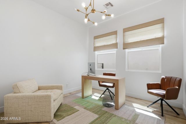 2777 W QUEEN CREEK Road 9, Chandler, AZ 85248