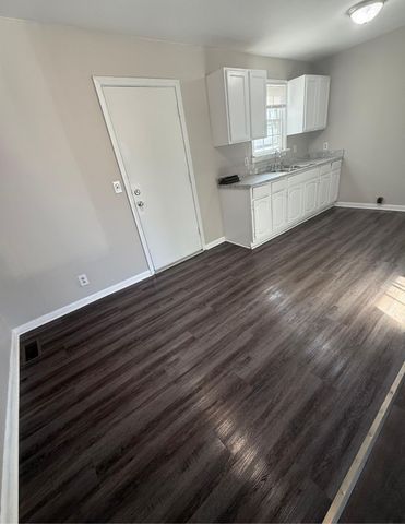 1913 Laurinda Dr, Nashville, TN 37217