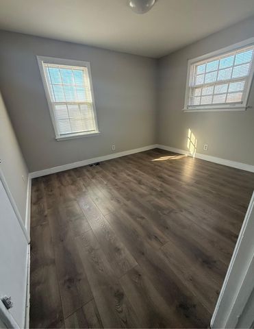 1913 Laurinda Dr, Nashville, TN 37217