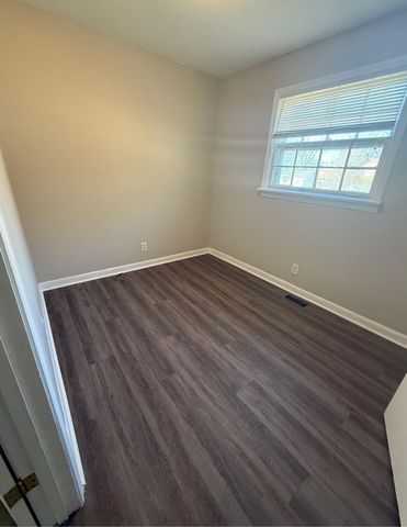 1913 Laurinda Dr, Nashville, TN 37217