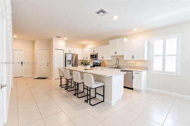 25304 SW 108th Avenue, Homestead, FL 33032