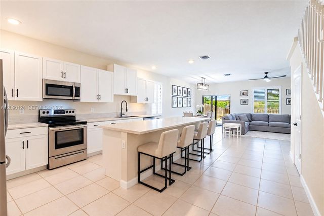 25304 SW 108th Avenue, Homestead, FL 33032