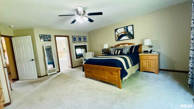 1016 MICHAEL Lane, West Frankfort, IL 62812