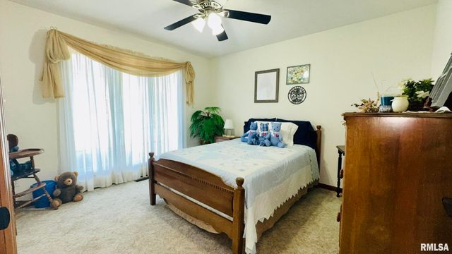 1016 MICHAEL Lane, West Frankfort, IL 62812