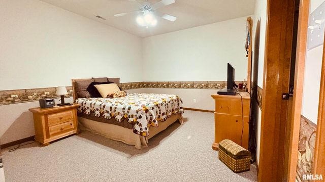 1016 MICHAEL Lane, West Frankfort, IL 62812