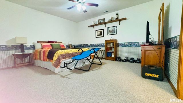 1016 MICHAEL Lane, West Frankfort, IL 62812