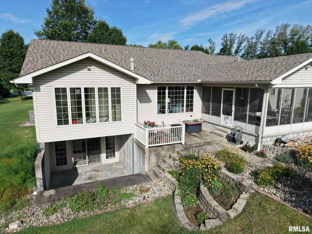 1016 MICHAEL Lane, West Frankfort, IL 62812