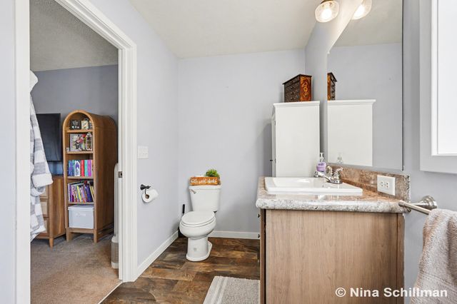 2406 Newaygo Road, Casnovia Twp, MI 49318