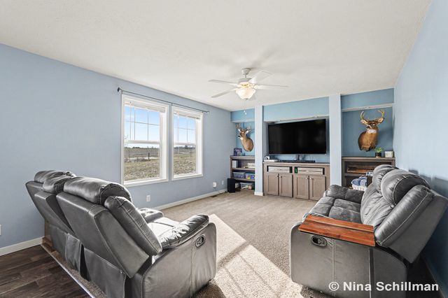 2406 Newaygo Road, Casnovia Twp, MI 49318