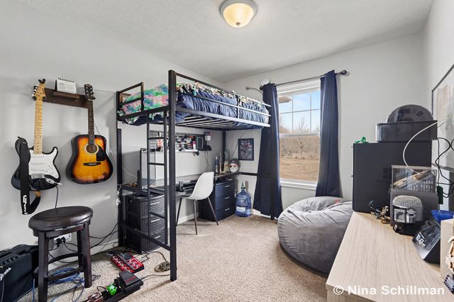 2406 Newaygo Road, Casnovia Twp, MI 49318