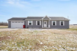 2406 Newaygo Road, Casnovia Twp, MI 49318