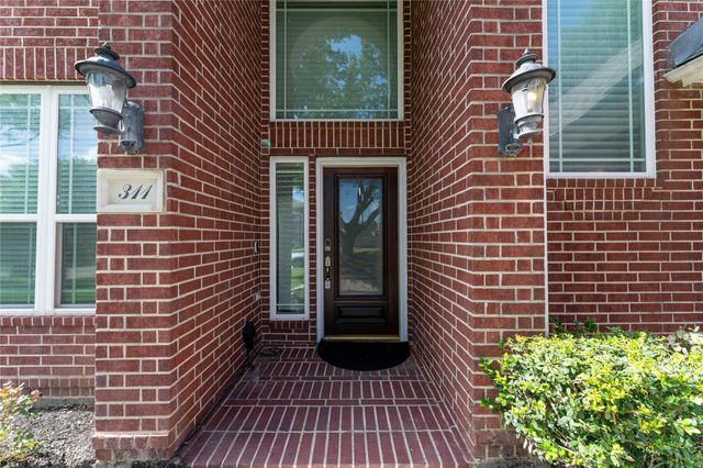 311 Saunter Drive, Stafford, TX 77477