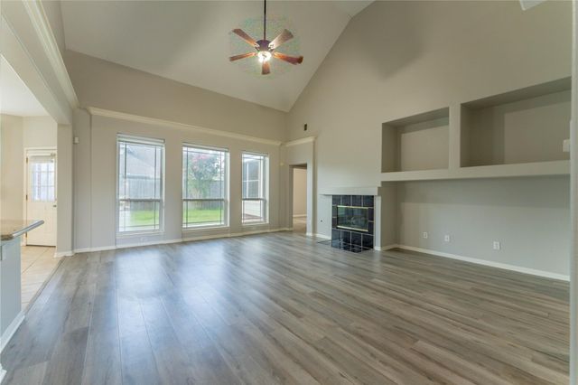 311 Saunter Drive, Stafford, TX 77477