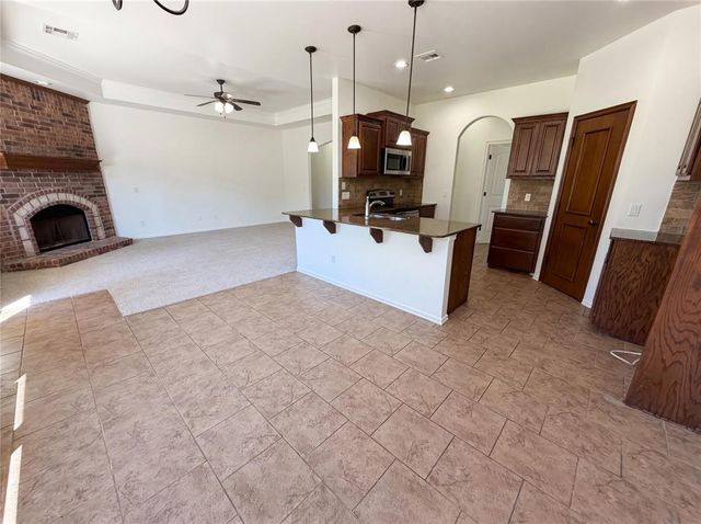 1771 Silks Terrace, Guthrie, OK 73044