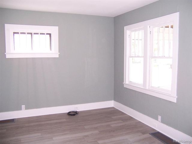 1518 Carleton Street, Port Huron, MI 48060