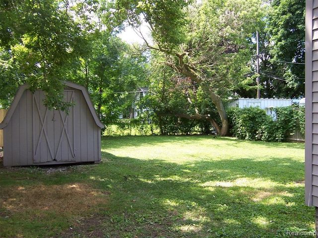 1518 Carleton Street, Port Huron, MI 48060