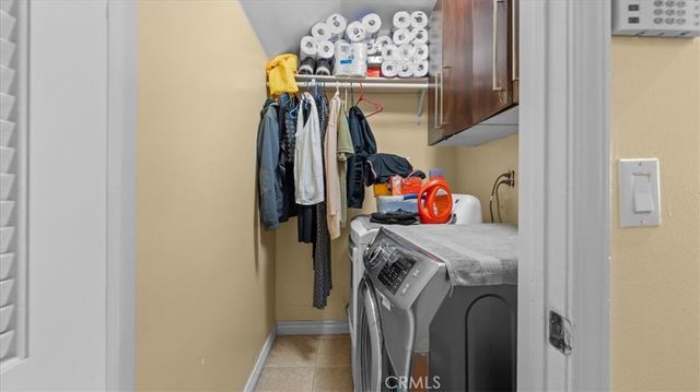 10115 Onyx Way, Riverside, CA 92503