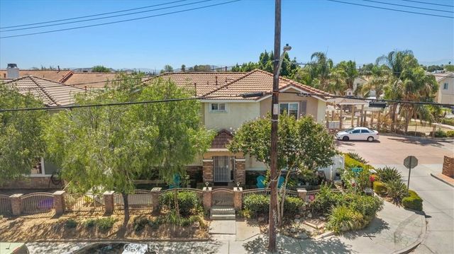 10115 Onyx Way, Riverside, CA 92503