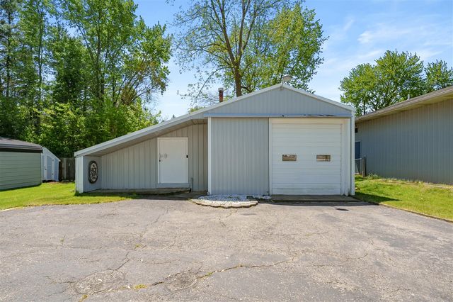 3312 Lake Street, Kalamazoo, MI 49048