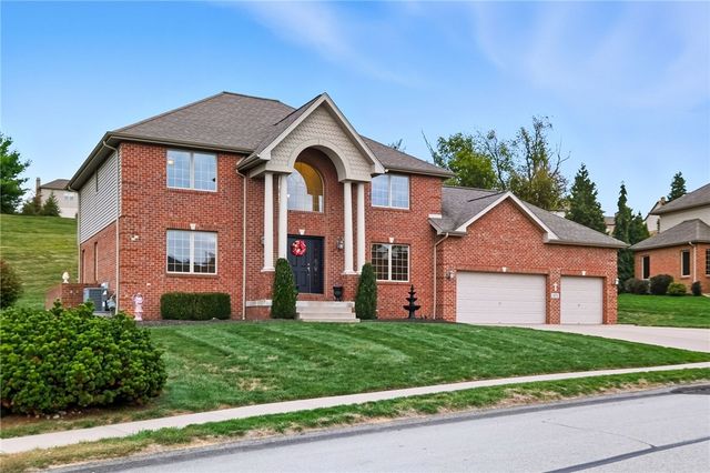 9079 Abbey Ln, North Huntingdon, PA 15642