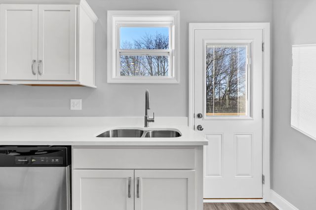 230 Robert St, Clarksville, TN 37040