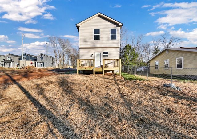 230 Robert St, Clarksville, TN 37040