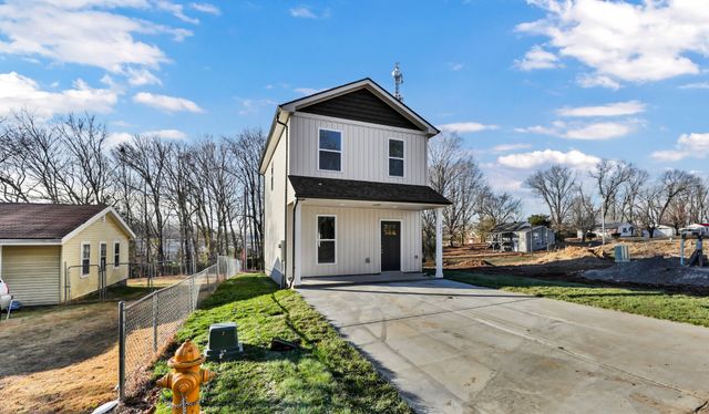 230 Robert St, Clarksville, TN 37040